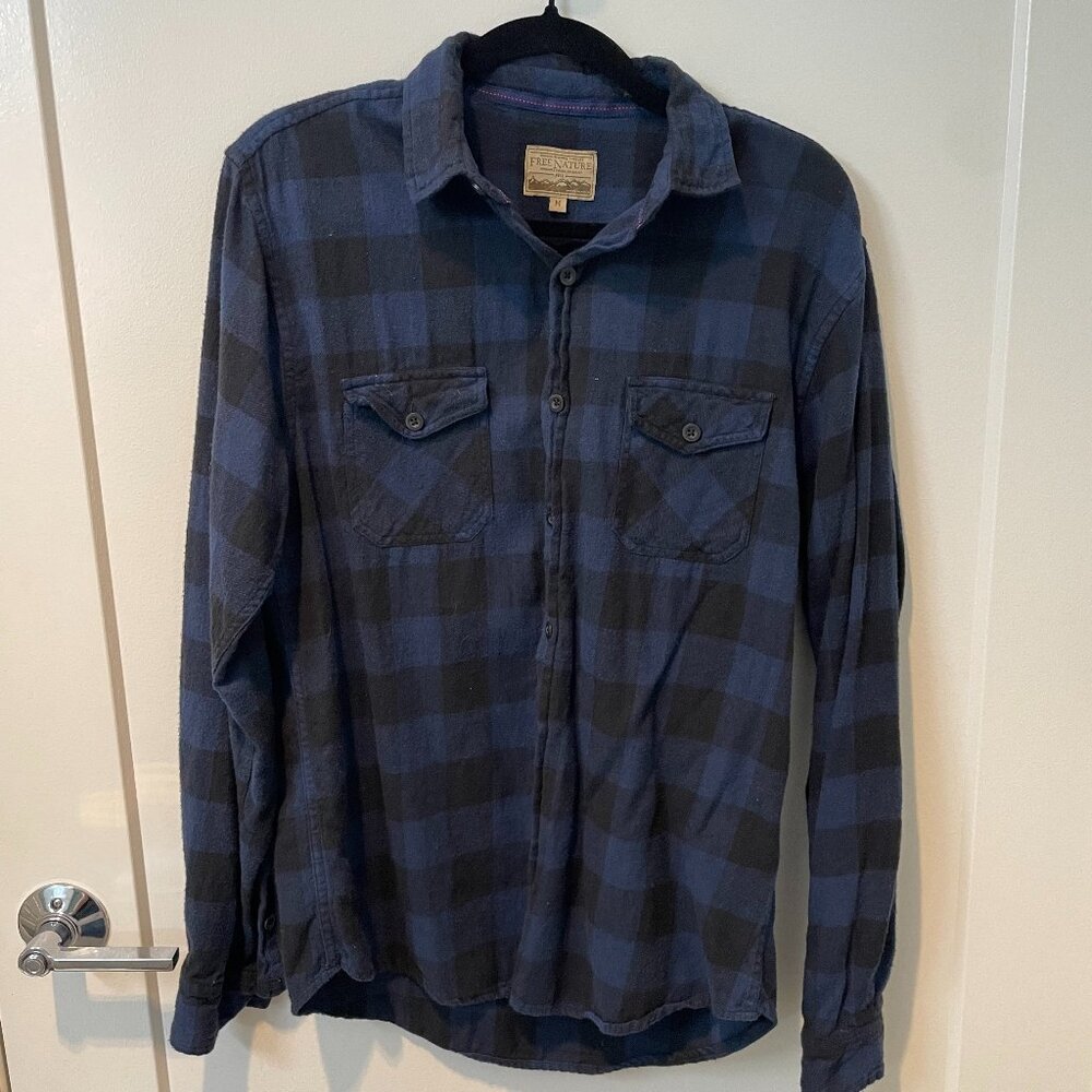 Free Nature Button Down Shirt Navy Blue with Black - Medium